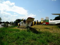 Фото decommissioned plane, turboprop aircraft