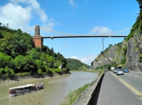 Фото suspension bridge
